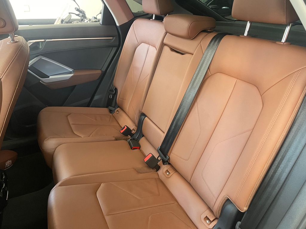 Audi Q3 Preto