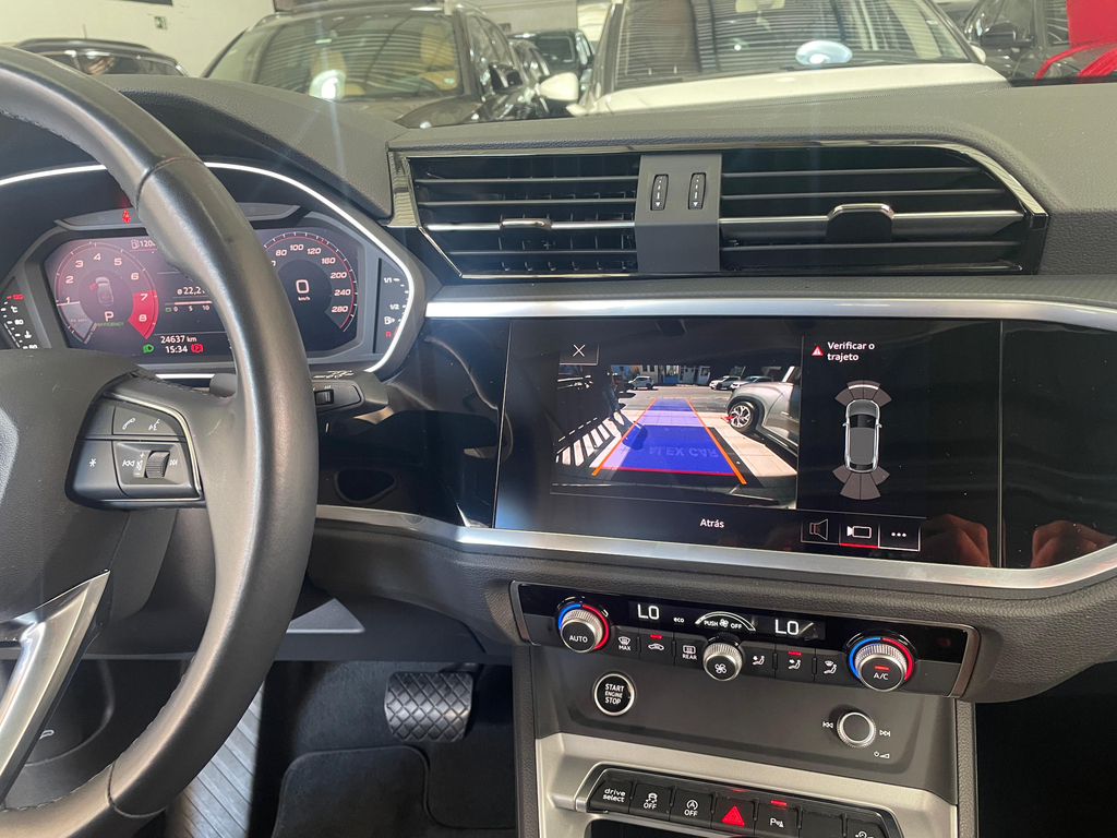 Audi Q3 Preto