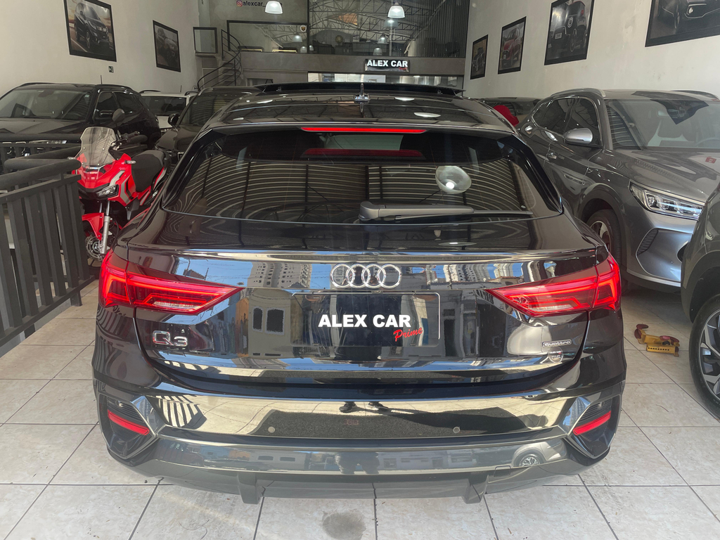 Audi Q3 Preto