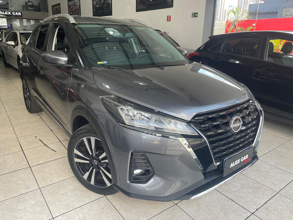 Nissan Kicks Cinza