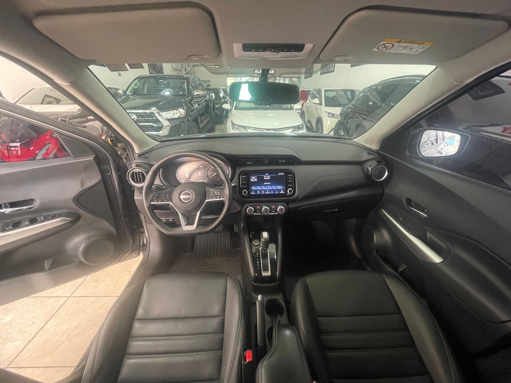 Nissan Kicks Cinza
