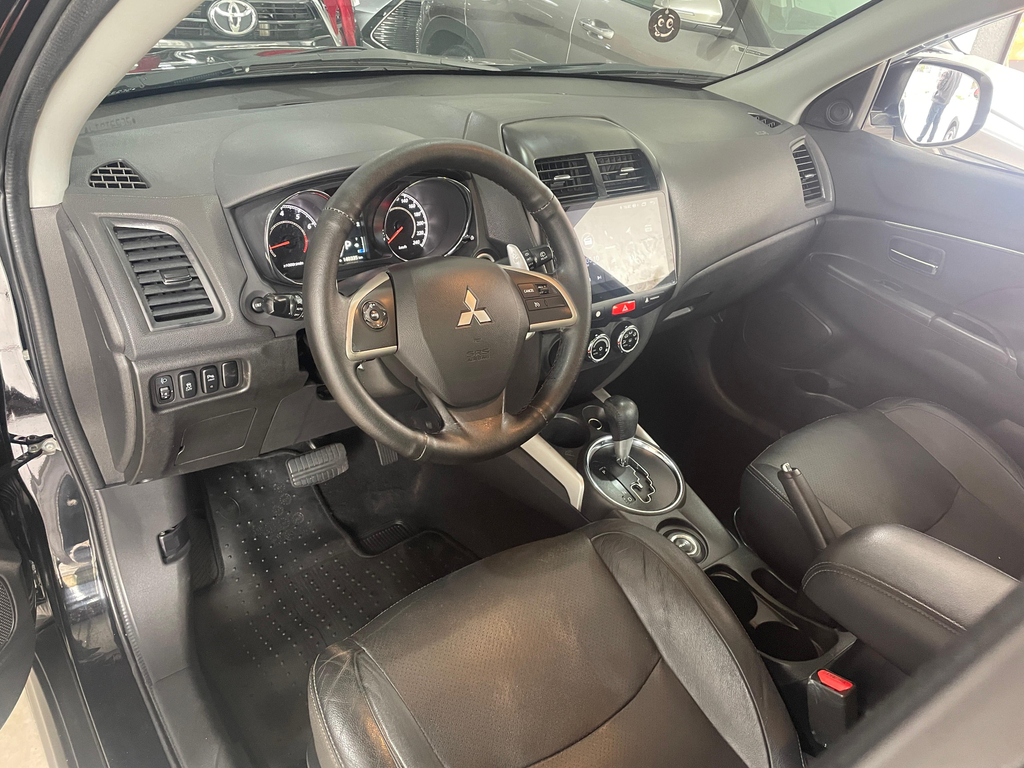 Mitsubishi ASX Preto