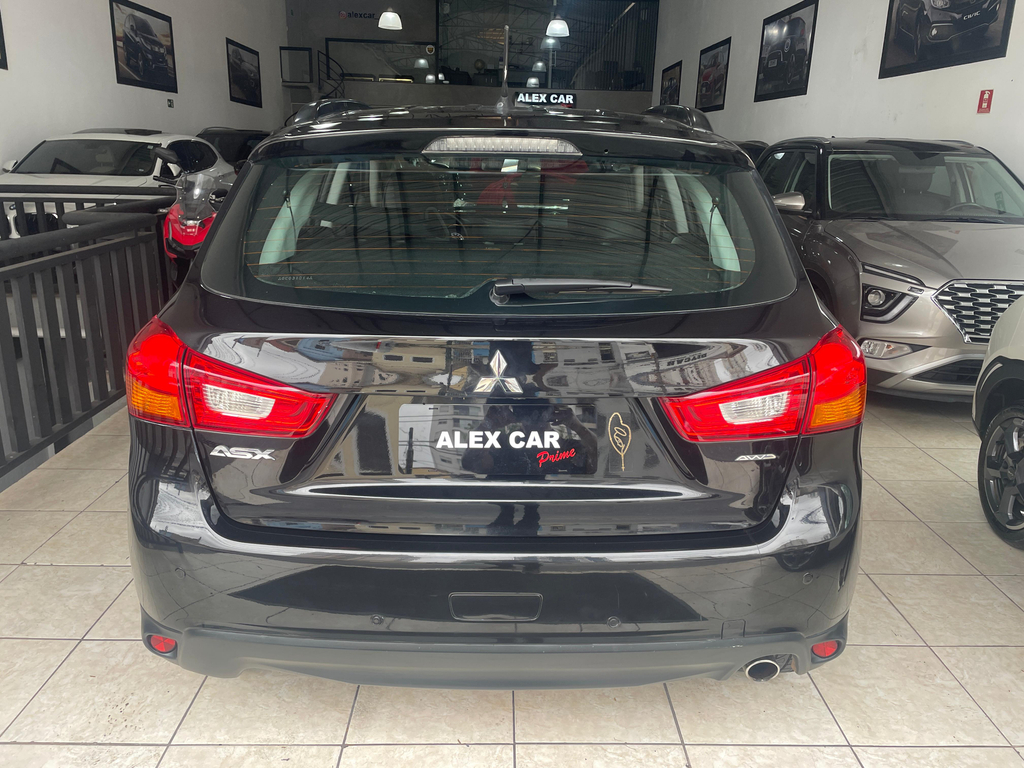 Mitsubishi ASX Preto