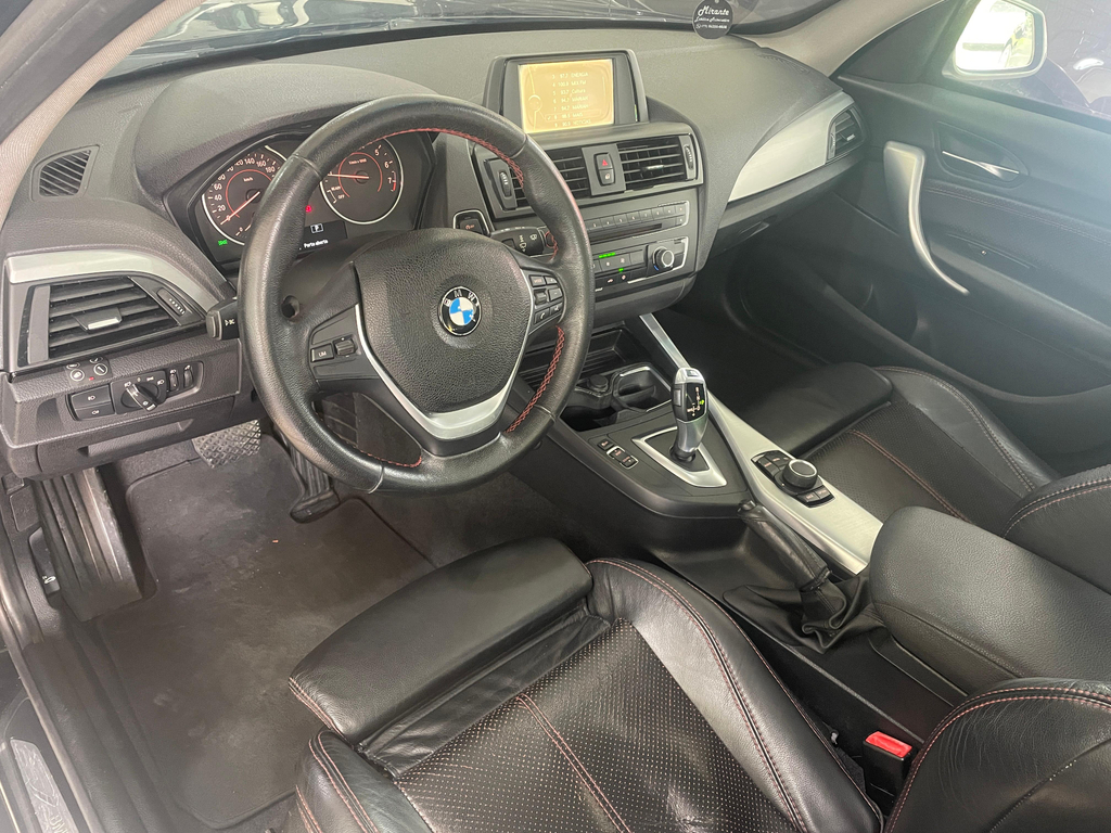 BMW 118i Preto