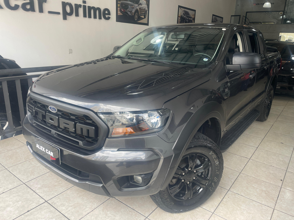 Ford Ranger (Cabine Dupla) Cinza