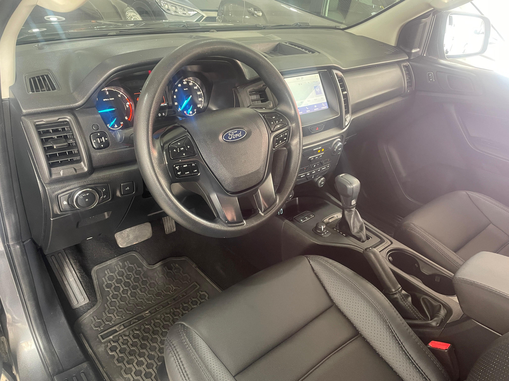 Ford Ranger (Cabine Dupla) Cinza