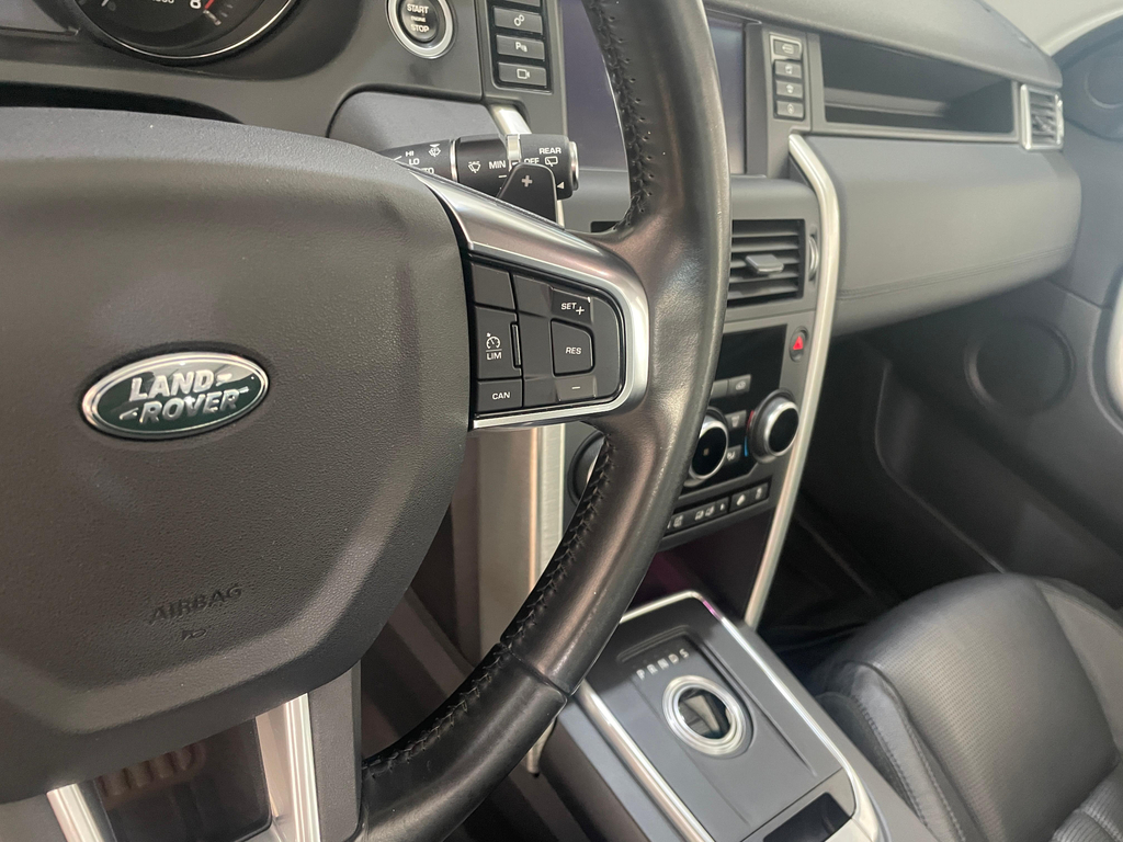 Land Rover Discovery Sport Preto
