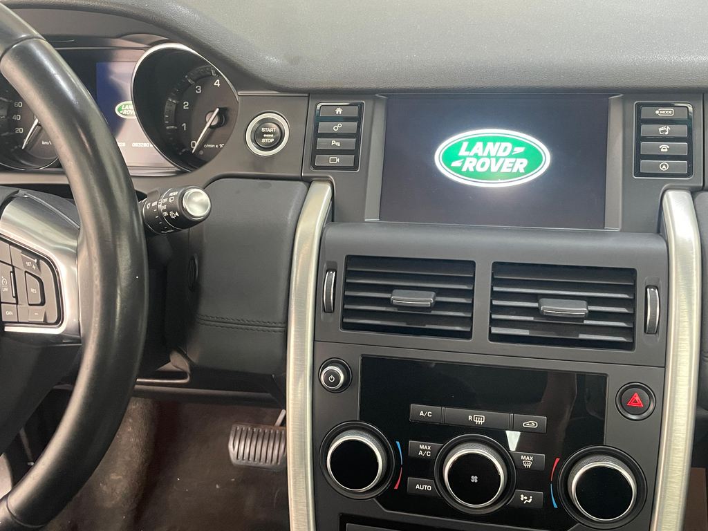 Land Rover Discovery Sport Preto