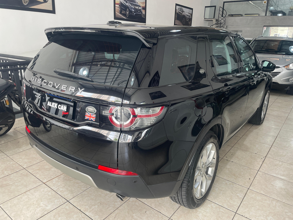 Land Rover Discovery Sport Preto