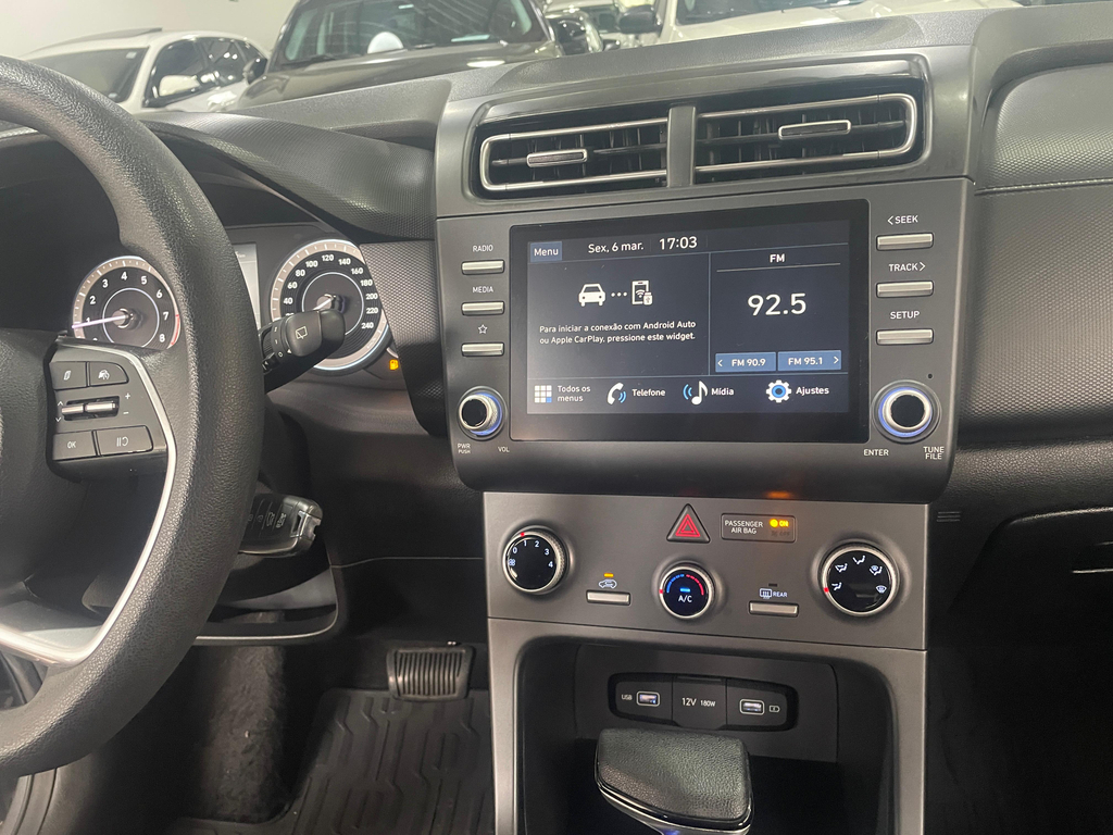 Hyundai Creta Cinza