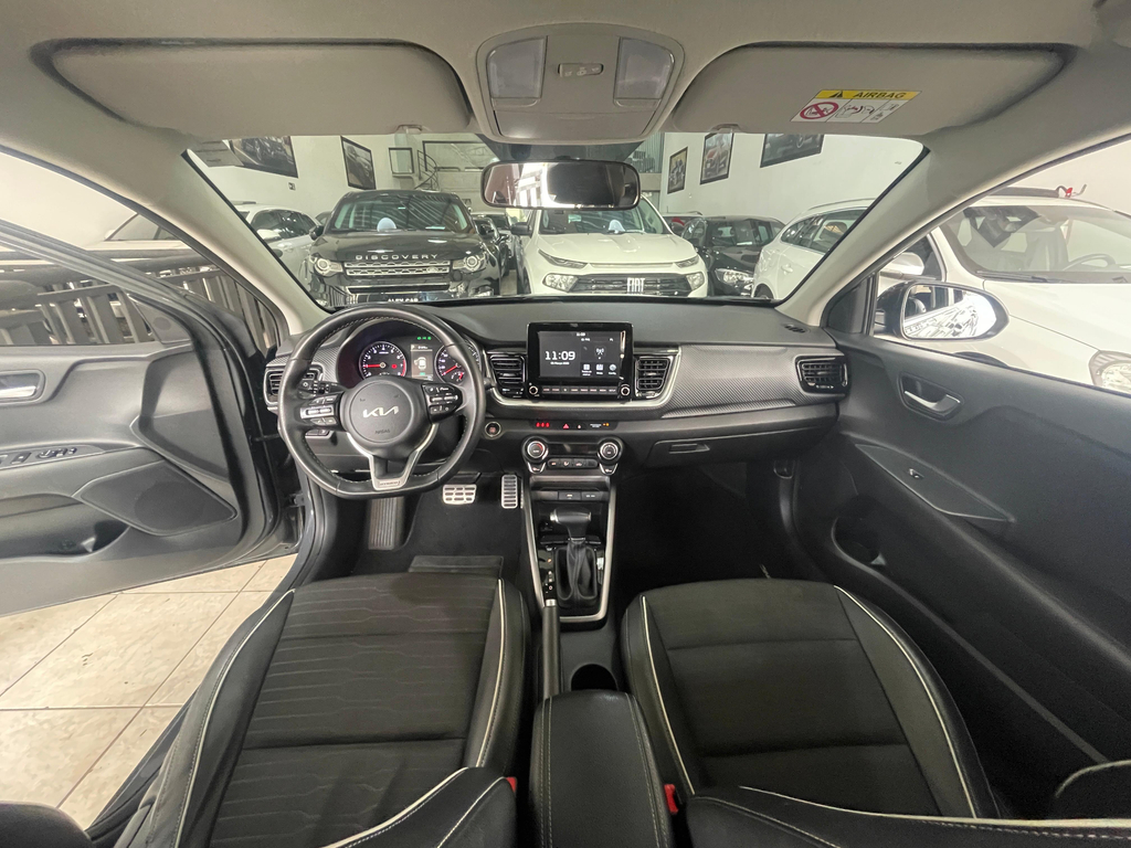 Kia Stonic Cinza