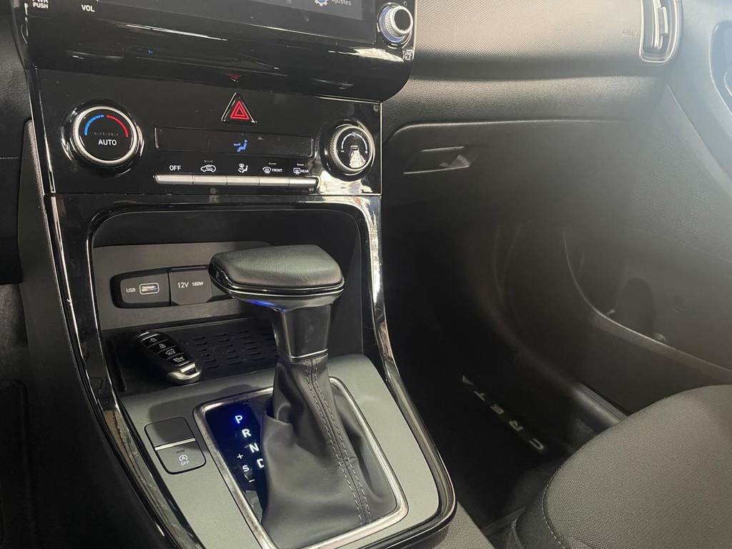Hyundai Creta Preto
