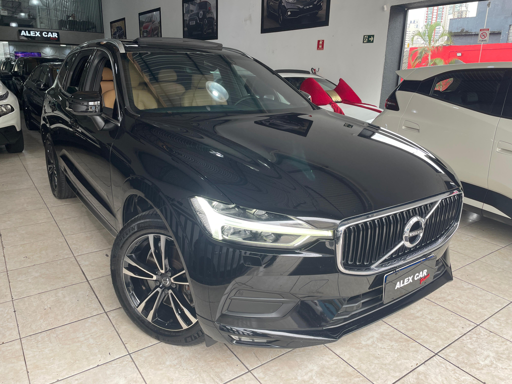 Volvo XC60 Preto