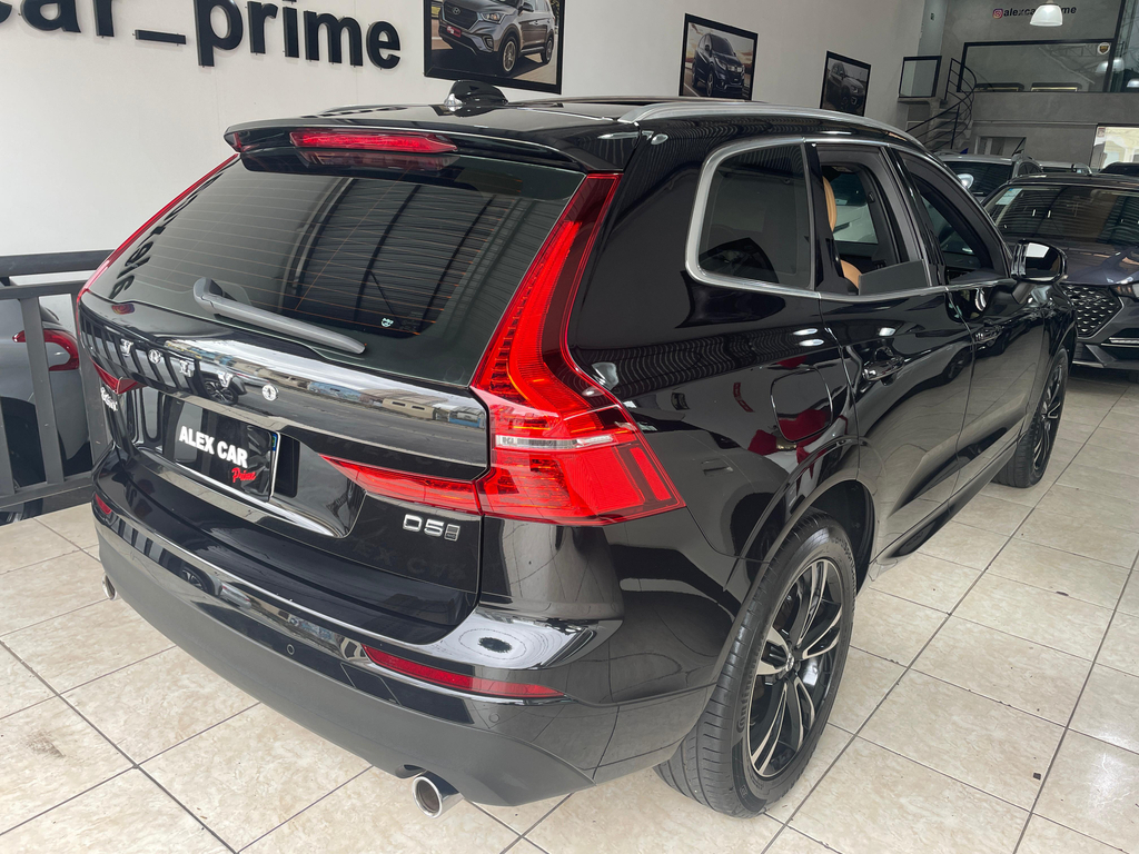 Volvo XC60 Preto
