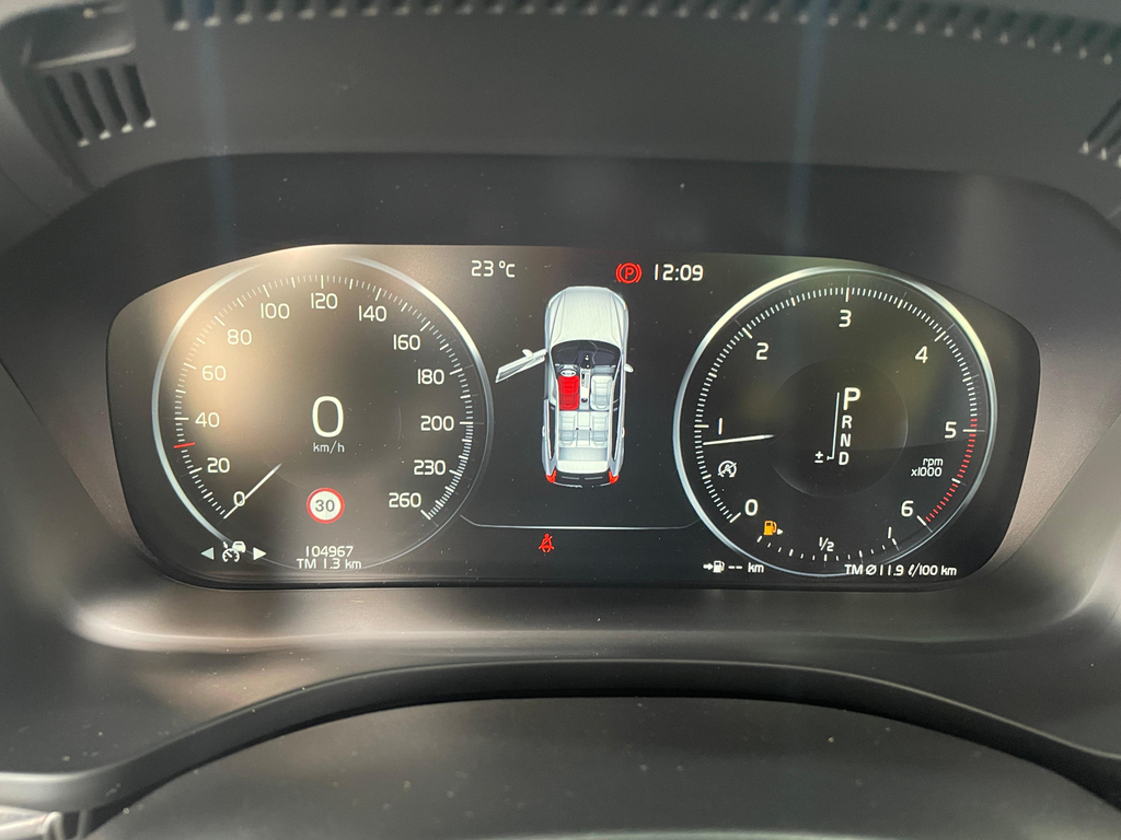 Volvo XC60 Preto
