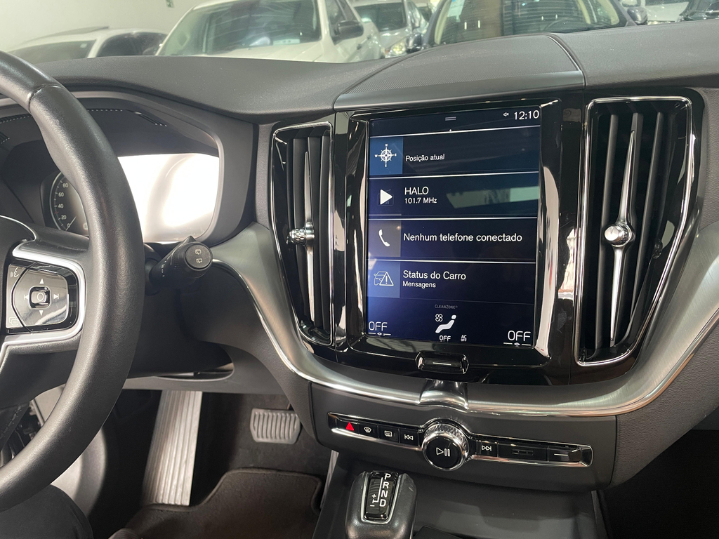 Volvo XC60 Preto