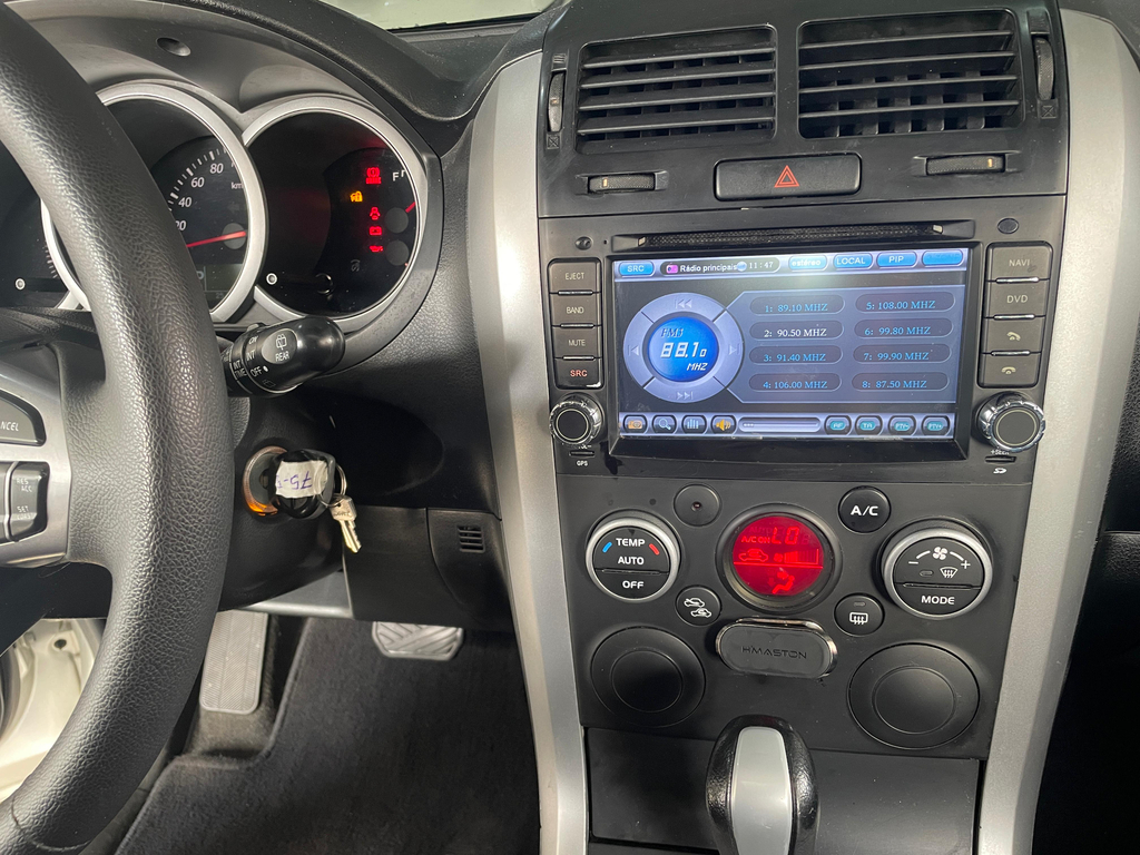 Suzuki Grand Vitara Prata