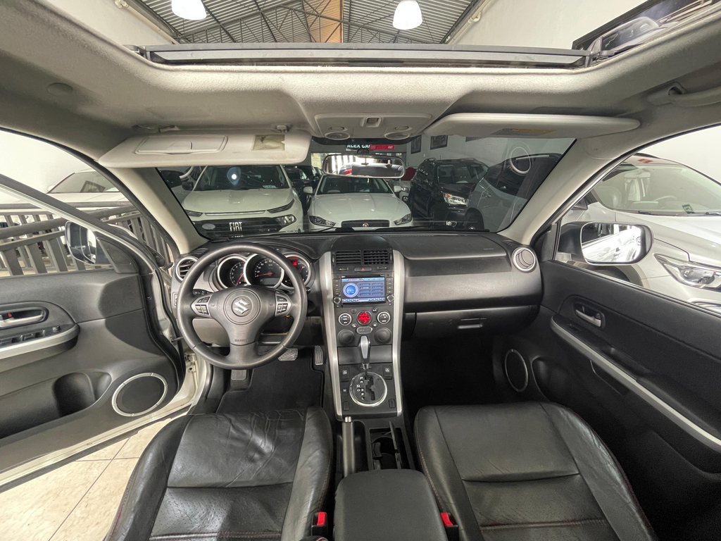 Suzuki Grand Vitara Prata