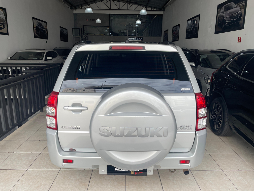 Suzuki Grand Vitara Prata