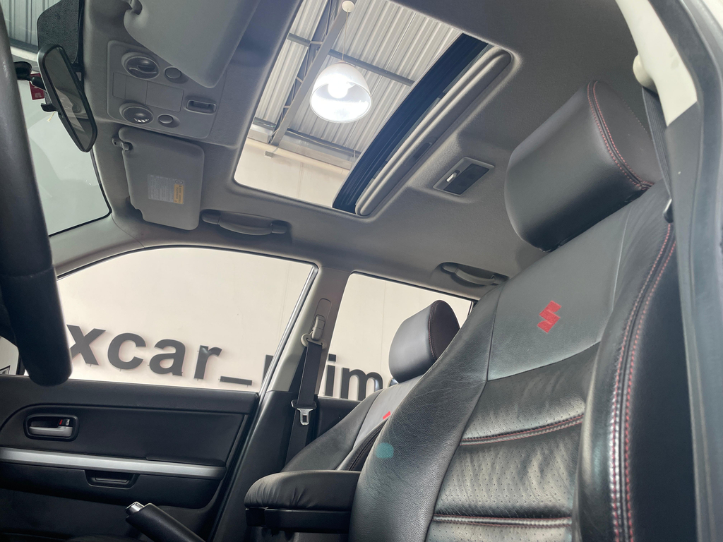 Suzuki Grand Vitara Prata