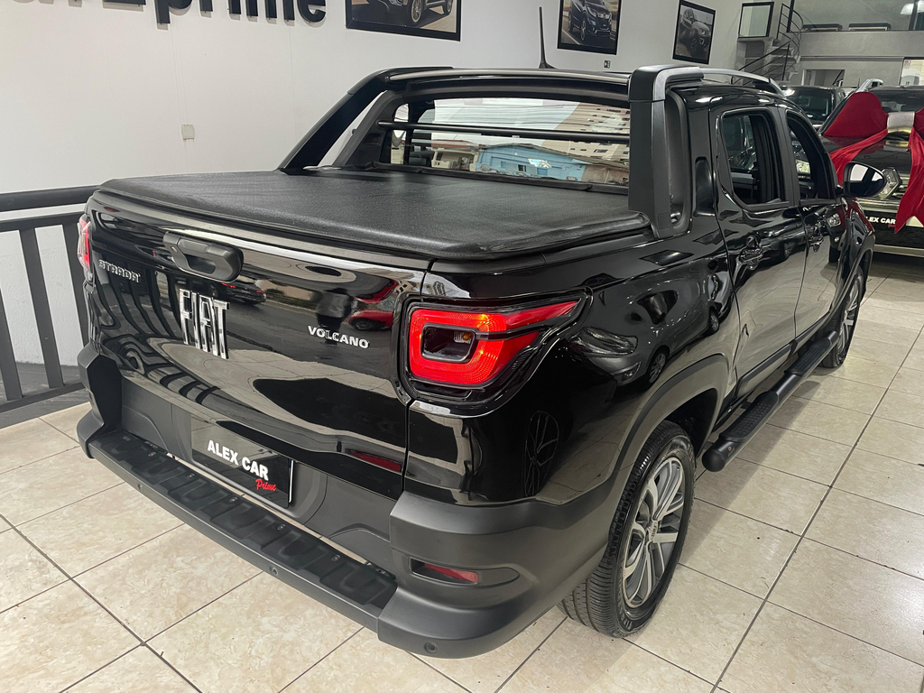 Fiat Strada Preto