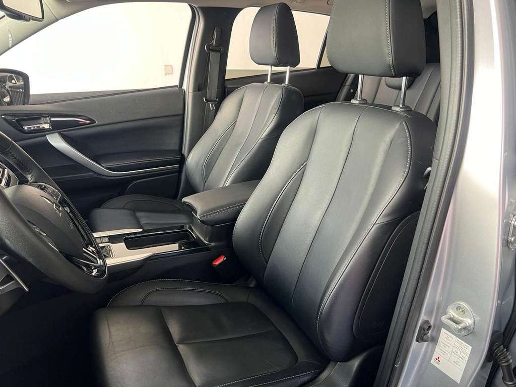 Mitsubishi Eclipse Cross Prata