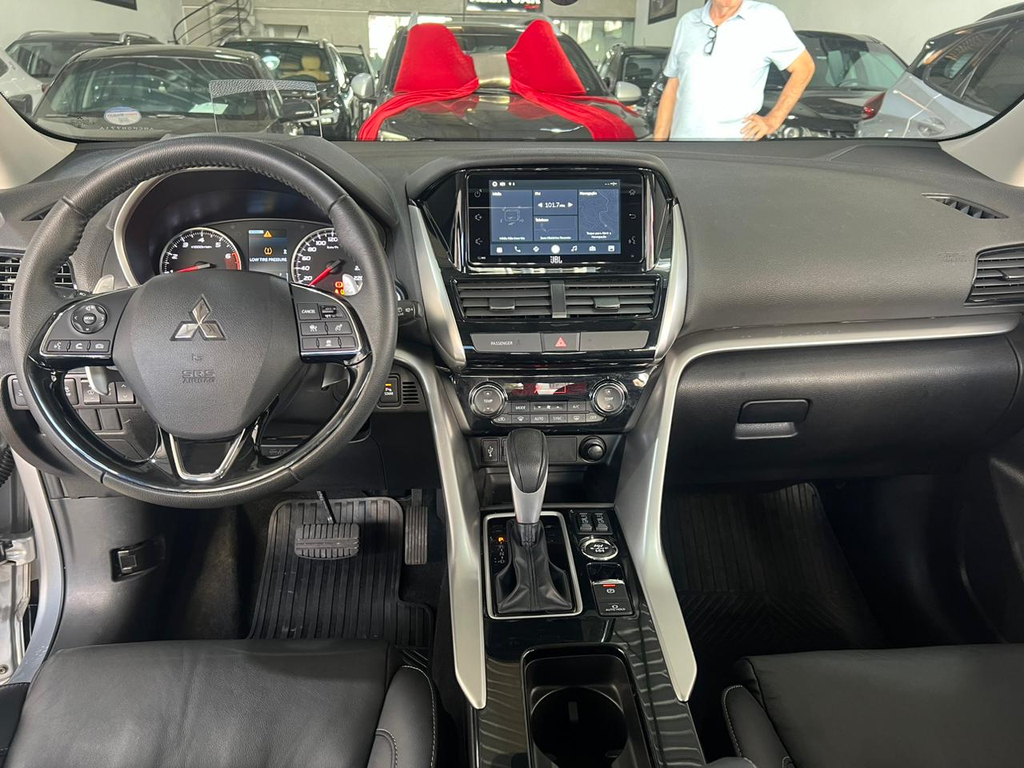 Mitsubishi Eclipse Cross Prata