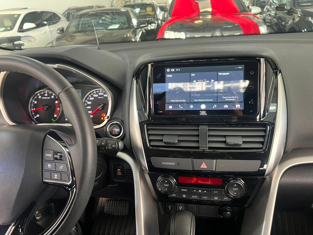 Mitsubishi Eclipse Cross Prata