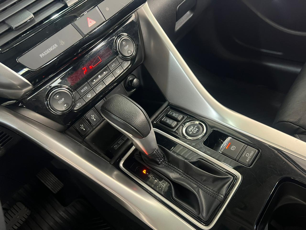 Mitsubishi Eclipse Cross Prata