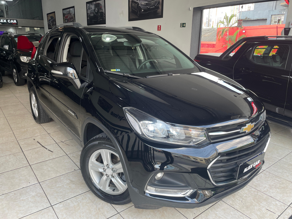 Chevrolet Tracker Preto