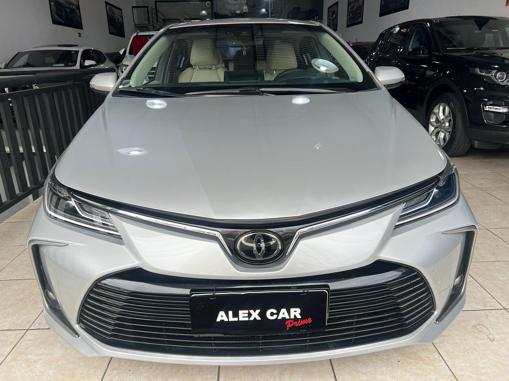 Toyota Corolla Altis Prata