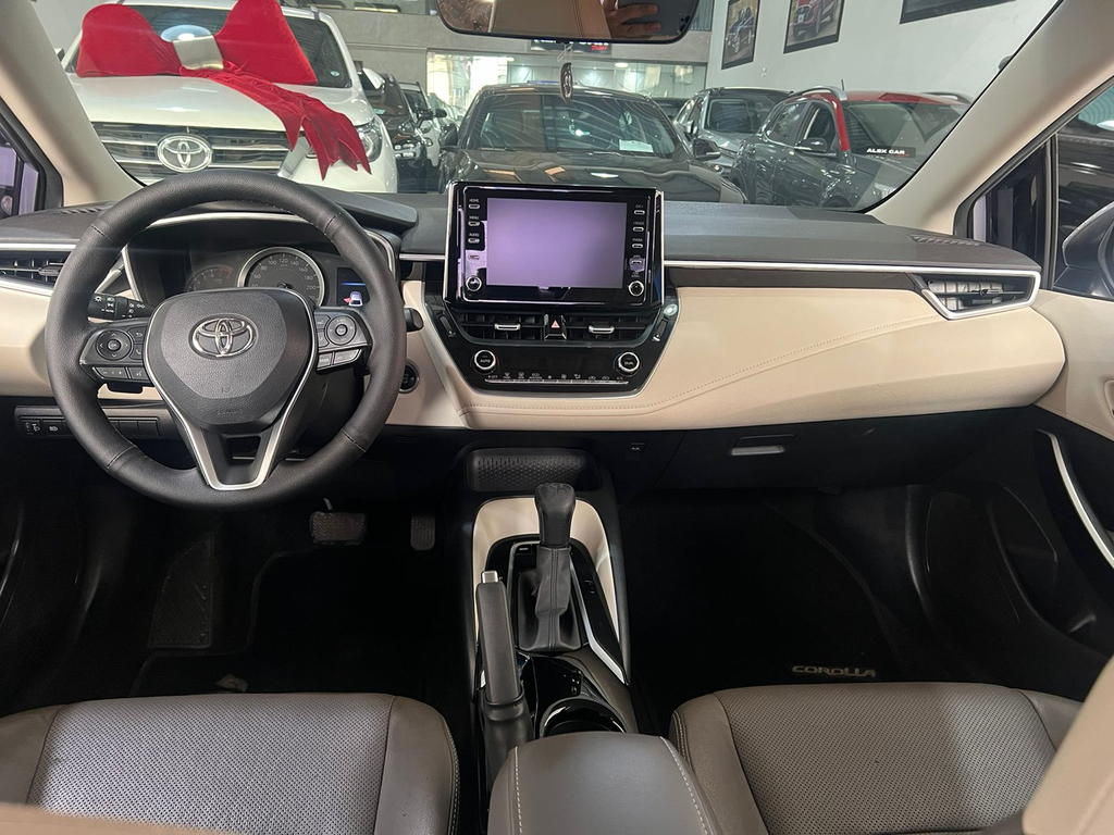 Toyota Corolla Altis Prata