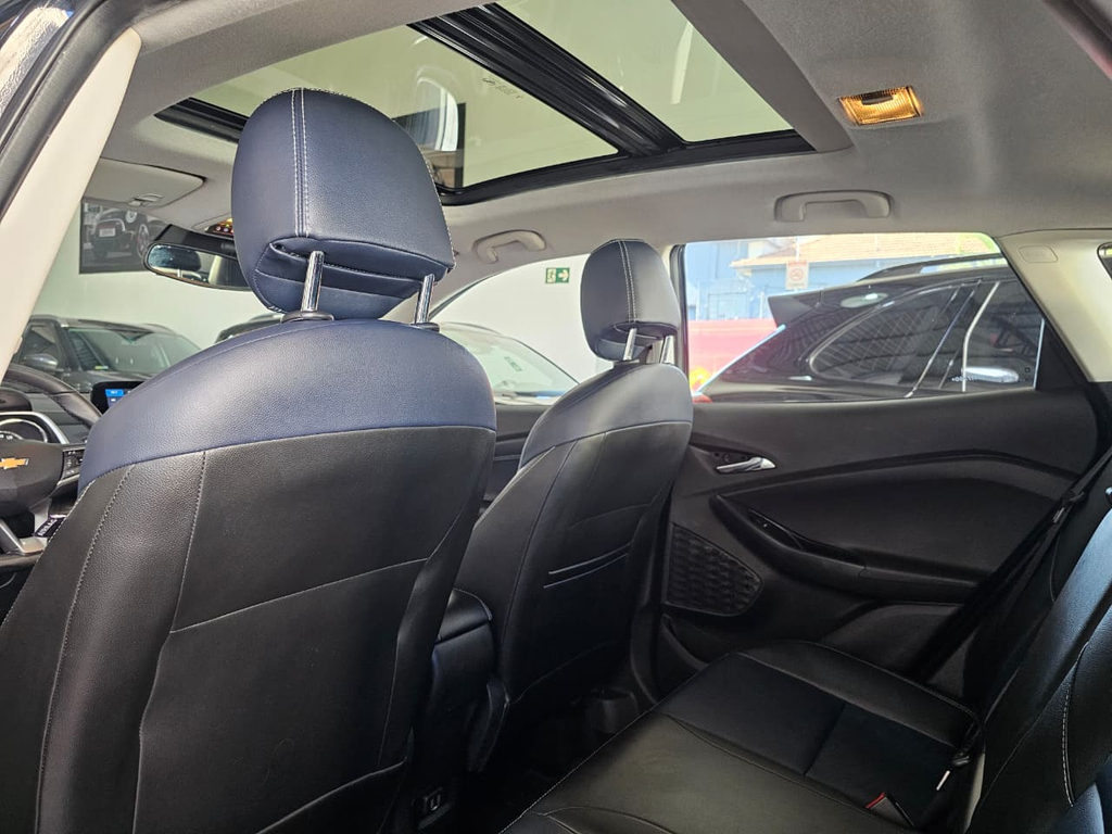 Chevrolet Tracker Preto