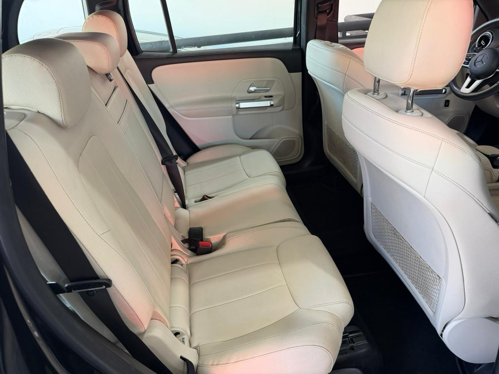 Mercedes Benz GLB 200 Preto