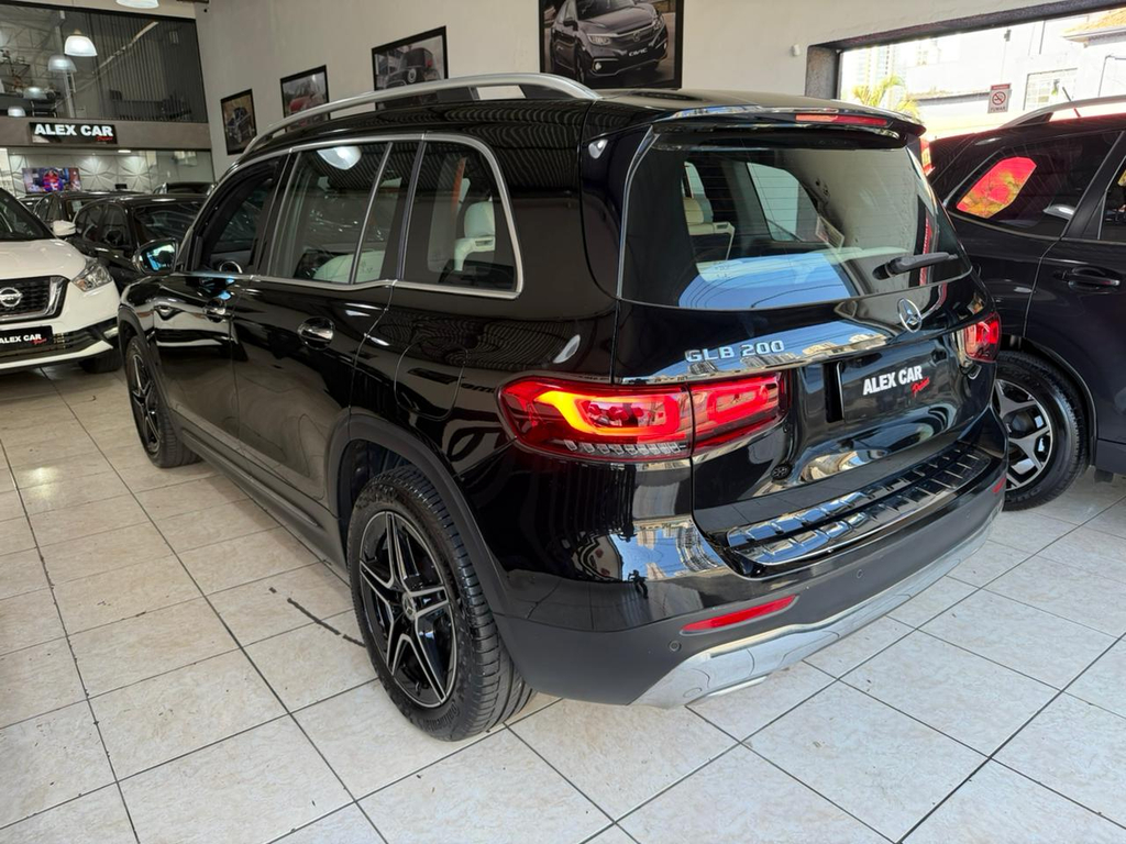 Mercedes Benz GLB 200 Preto