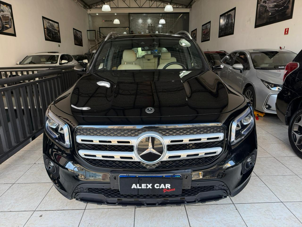 Mercedes Benz GLB 200 Preto