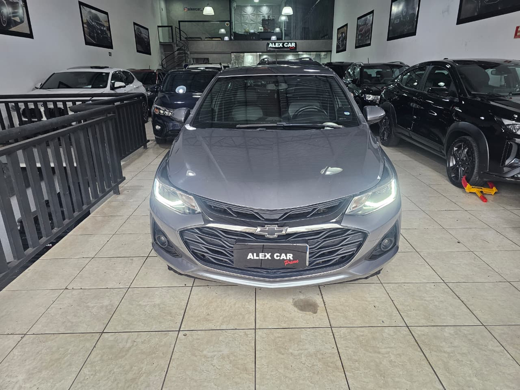 Chevrolet Cruze Cinza