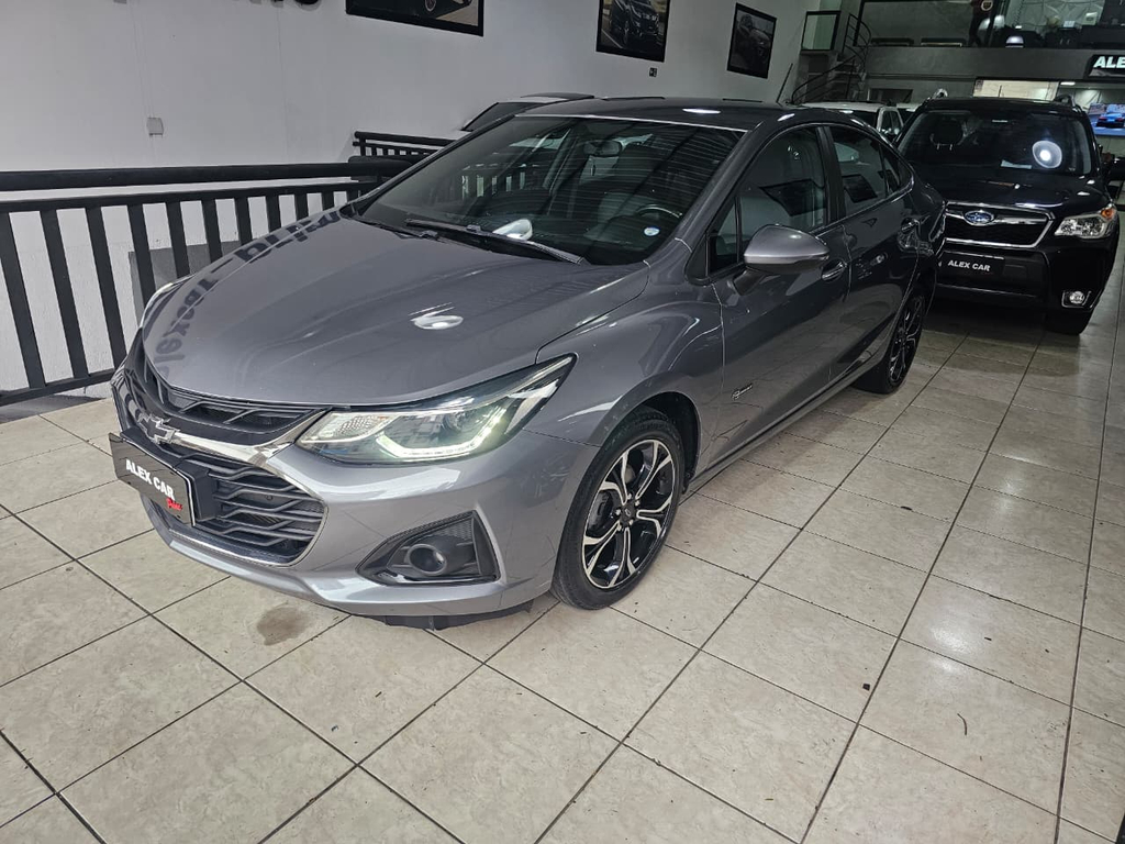 Chevrolet Cruze Cinza