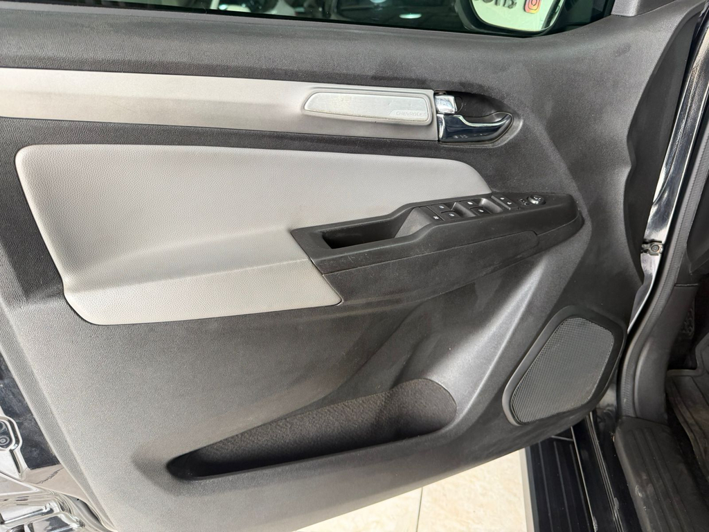 Chevrolet S10 Cabine Dupla Preto