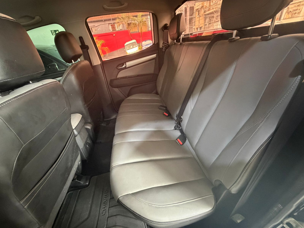 Chevrolet S10 Cabine Dupla Preto