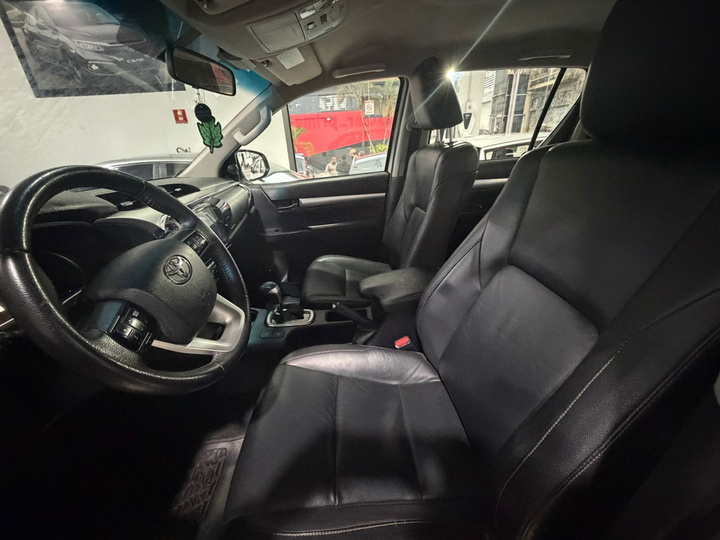 Toyota Hilux Cabine Dupla Branco