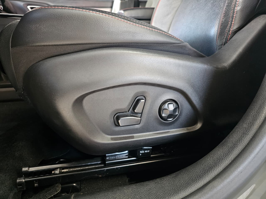 Ram RAMPAGE Cinza