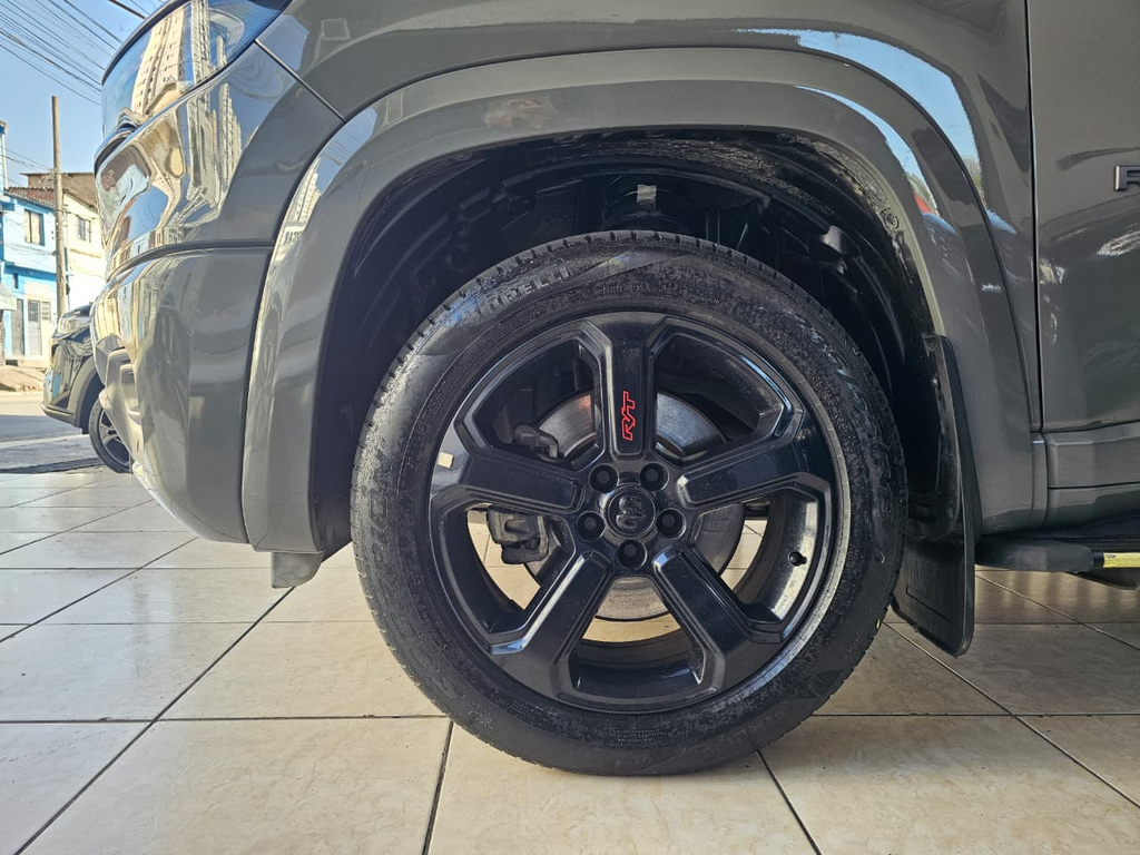 Ram RAMPAGE Cinza