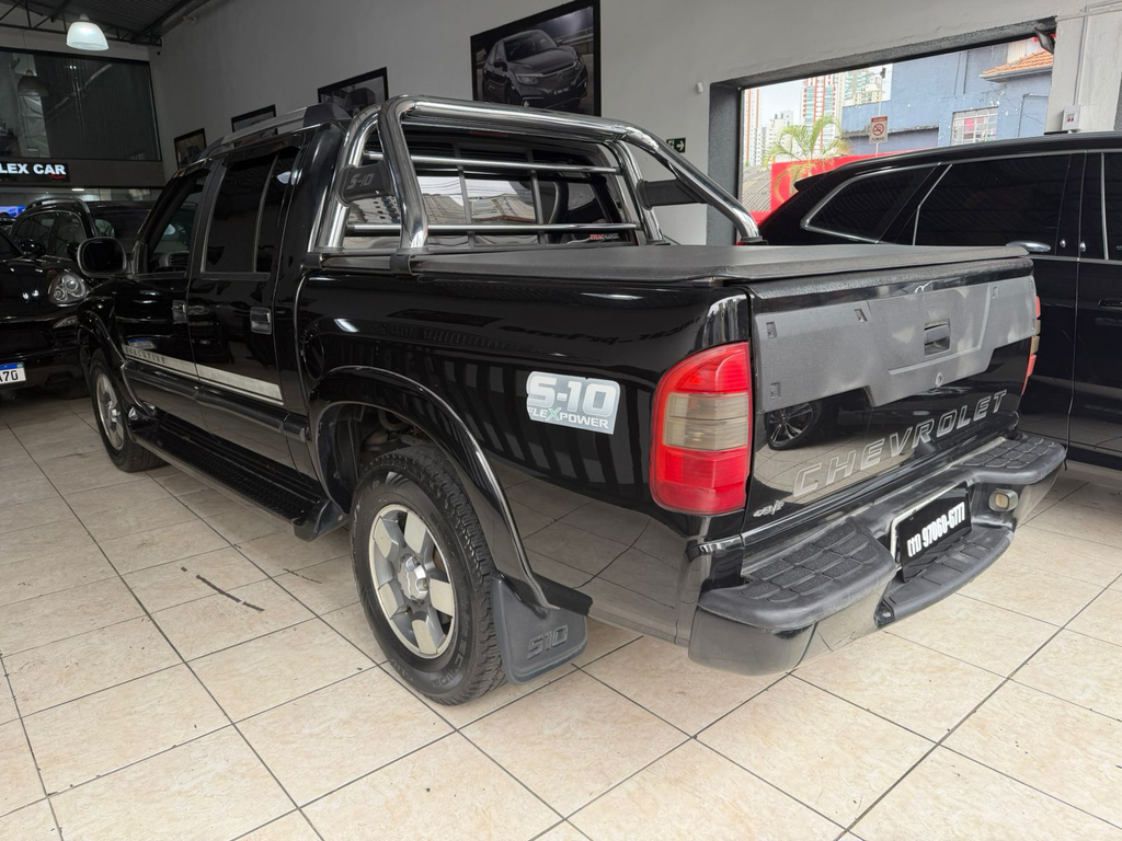 Chevrolet S10 Cabine Dupla Preto