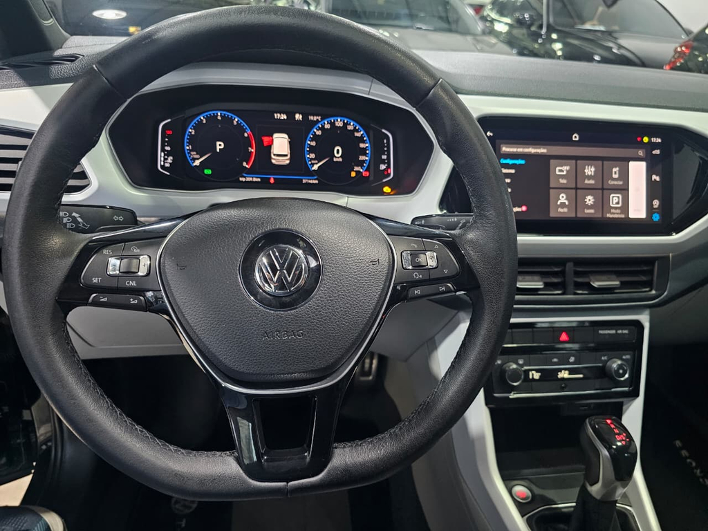 Volkswagen T-Cross Preto