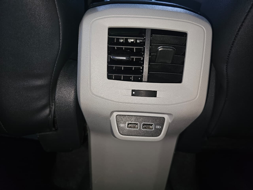 Volkswagen T-Cross Preto