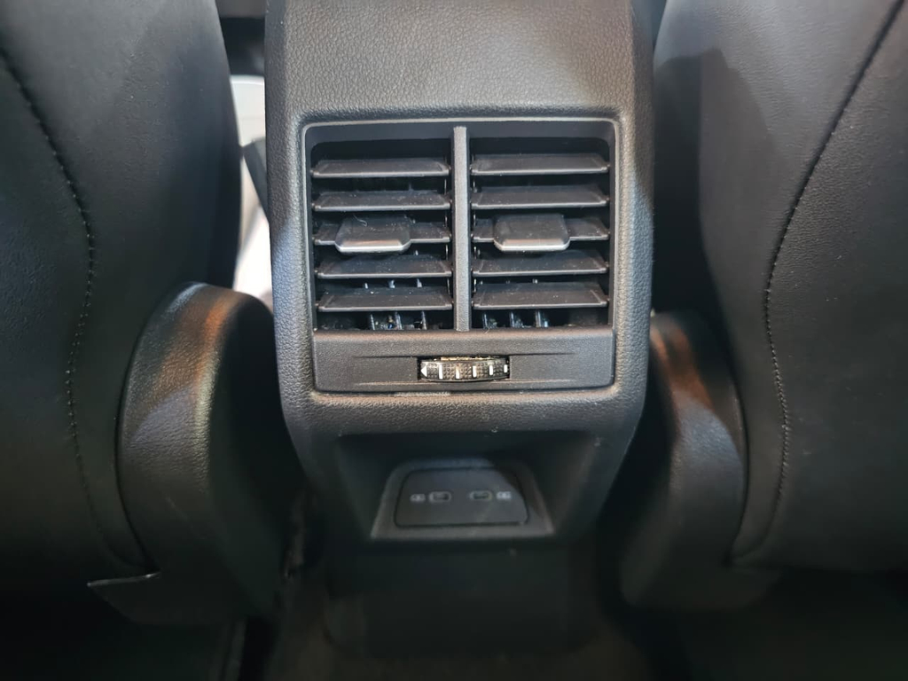 Volkswagen Nivus Cinza