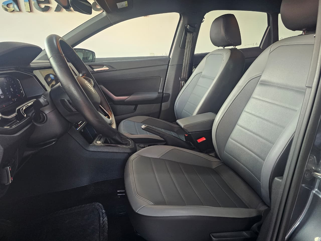 Volkswagen Nivus Cinza
