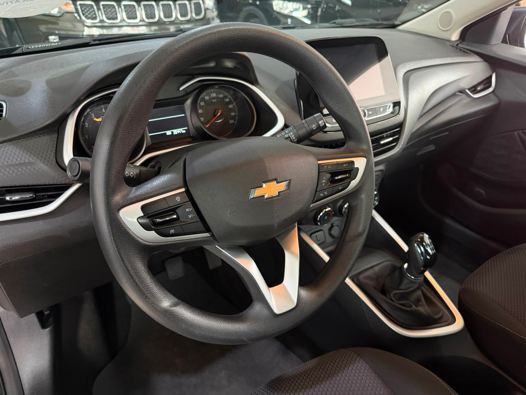 Chevrolet Onix Cinza