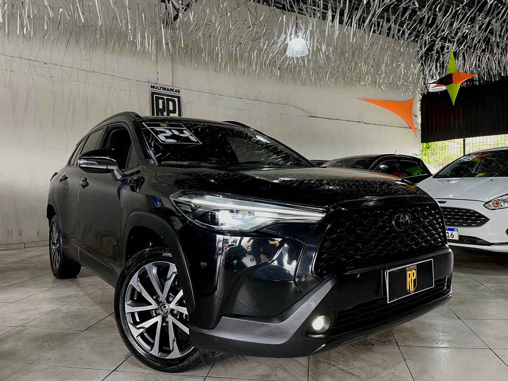 Toyota Corolla Cross Preto